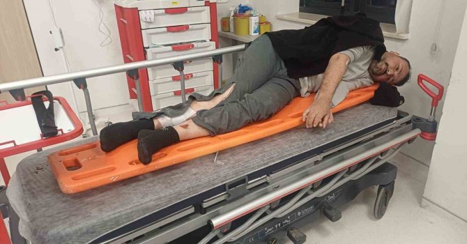 Osmaniye’de çöp kamyonuyla otomobil çarpıştı: 1 yaralı