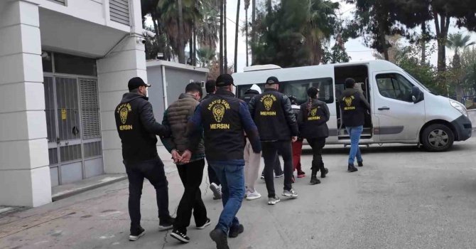 Yabancıların pasaportlarına el koyup fuhuş yaptıran şebeke çökertildi: 3 tutuklama