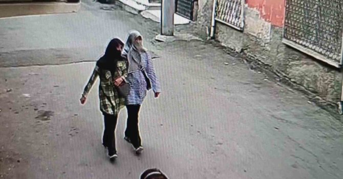 Adana’da kadın hırsızlar 670 bin TL’lik altın çaldı, biri yakalanıp tutuklandı