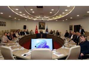 Akdeniz Üniversitesi’nden muhtarlara eğitim