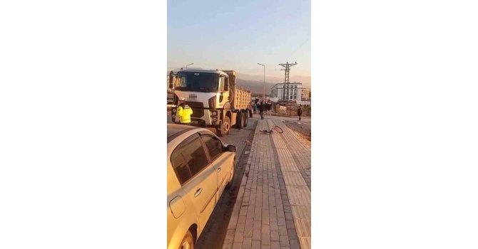 Kamyonun çarptığı 6 yaşındaki bisikletli çocuk hayatını kaybetti