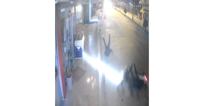 Osmaniye’de motosiklet kazası kamerada