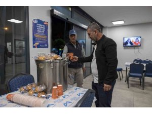 Mersin’de emekçilere ücretsiz çorba