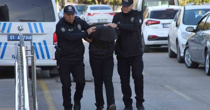 Otobüs şoförüyle motosikletli kadın birbirine girdi: Sürücü adliyeye sevk edildi