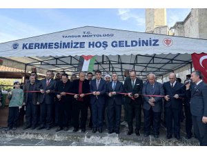 Tarsus’ta Gazze’ye destek amaçlı hayır çarşısı kuruldu