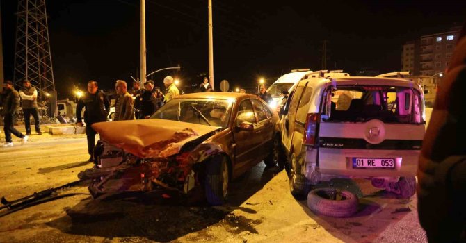 Baba yadigarı otomobil hurdaya döndü: 2 yaralı