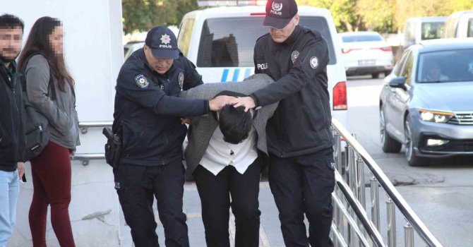 Dolmuşçuya tehditler savuran PTT kargo şoförü adli kontrolle serbest bırakıldı