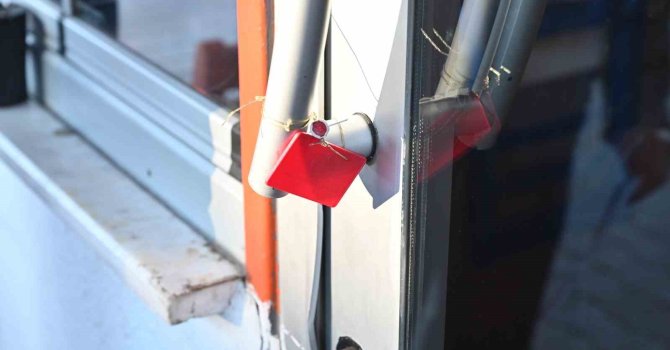 Isparta’da ‘içerisinde haşereler görüldüğü’ iddia edilen döner salonu mühürlendi