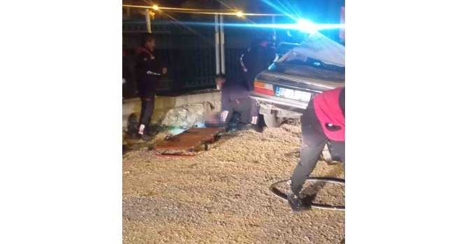 Osmaniye’de otomobil park halindeki kamyona çarptı: 1 ölü, 2 yaralı