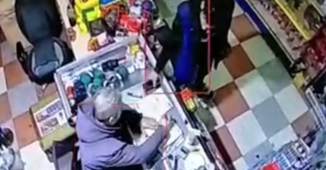 Hırsız önce kameraya sonra polise yakalandı