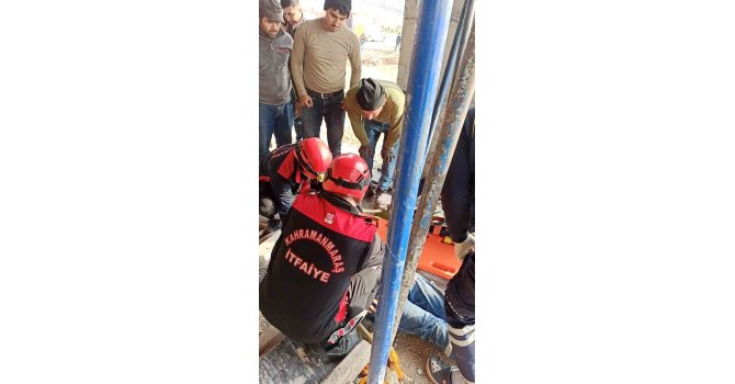 İnşaattan düşen işçi yaralandı