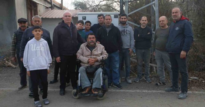 Elektrik tellerinin bomba gibi patladığı anlar vatandaşları tedirgin etti