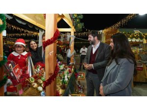 Tarsus’ta yılbaşı pazarları kapılarını açtı