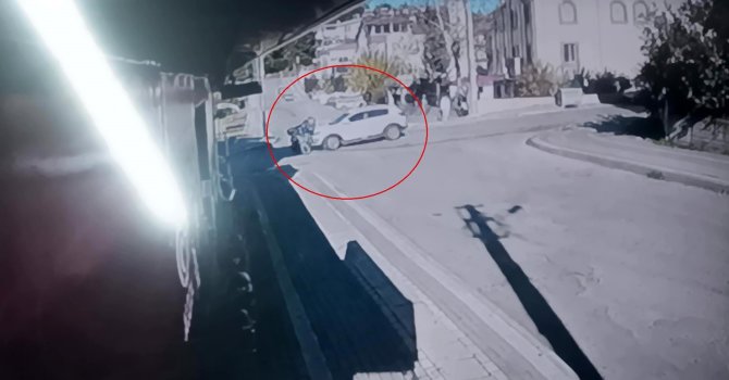 Kavşağa giren motosikletliyi fark etmeyerek çarptı: 1 yaralı