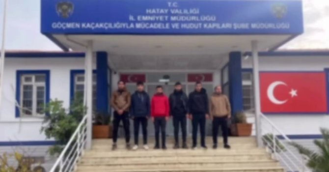 Hatay’da araçta 6 kaçak göçmen yakalandı