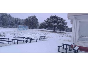 Salda’ya mevsimin ilk karı yağdı