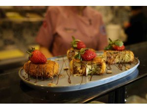 Bu da ‘Çikolatalı Kaymaklı Kadayıf Sarma’