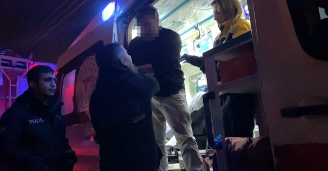 Alkollü sürücü polislerden polis istedi: "Emniyeti arayın buraya polis ekipleri gelsin"