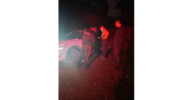 Yaylada mahsur kalan aile kurtarıldı