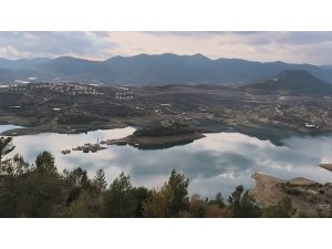 Anamur’da sular altında kalan köyden geriye bir minare kaldı