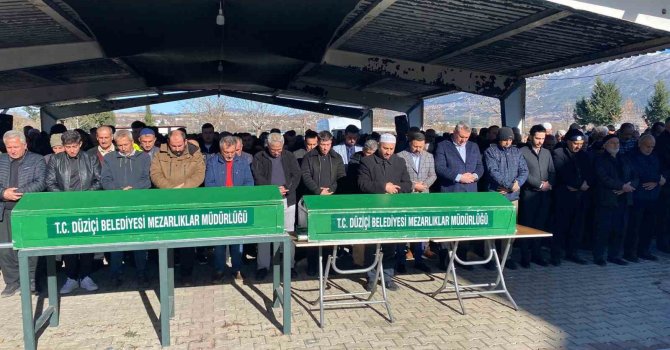 Kazada hayatını kaybeden baba ve gelin Düziçi’nde son yolculuğuna uğurlandı
