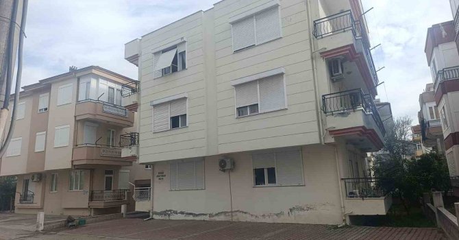 Yangın ihbarına gelen itfaiyeye evin içinde ’mangal’ sürprizi