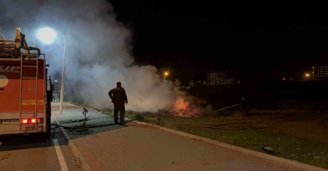 Gazipaşa’da çalılık yangını itfaiye ekiplerince söndürüldü