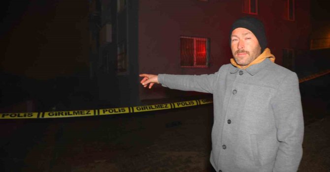 Kahramanmaraş’ta istinat duvarı çöktü binadakiler tahliye edildi