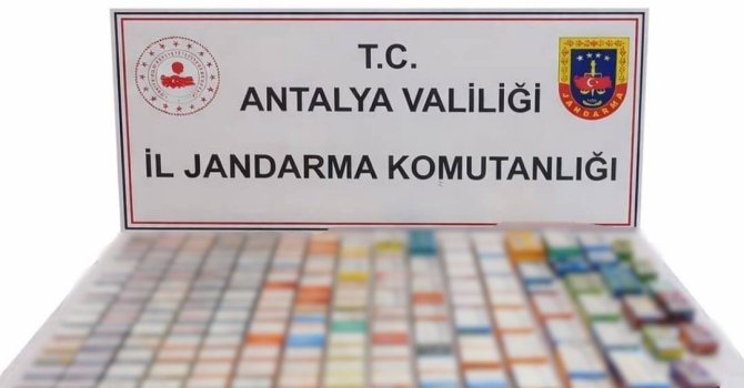 Alanya’da kaçakçılığa jandarmadan çifte operasyon