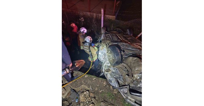 Hatay’da otomobiller çarpıştı: 2 ölü, 3 yaralı