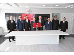 Isparta’da 105 yatak kapasiteli Yoğun Bakım Ünitesi inşaatı SDÜ’ye devredildi