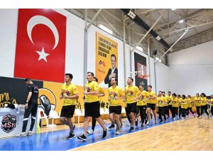 Mersin’de gençlere ücretsiz fiziki yeterlilik desteği