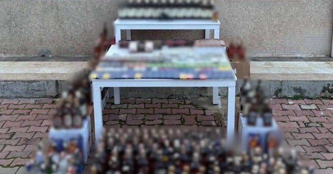 Antalya’da 852 litre kaçak alkol ele geçirildi