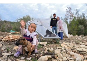 Güneş paneli desteğiyle konargöçer Yörükler enerjiye kavuştu