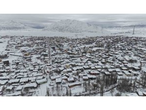 Adana’nın Tufanbeyli ilçesinde beyaz masal
