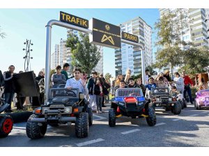 Mersin’deki Trafik Parkı çocukların akınına uğradı