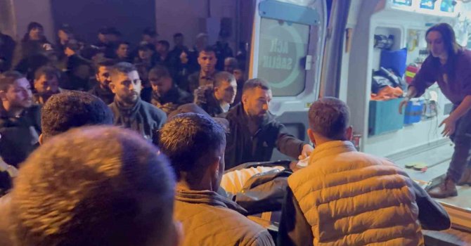 Mersin Valiliği: "Havaya ateş eden şahıs ve oğlu gözaltına alınmış olup, soruşturma titizlikle sürdürülmektedir"