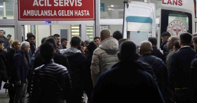 Tekel bayisinde bıçaklı kavga: 1 ölü, 1 yaralı