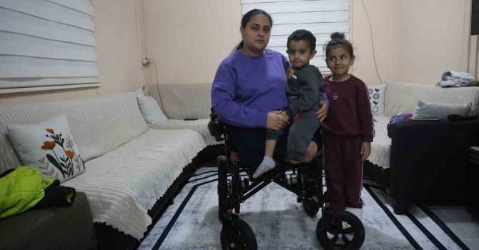 Depremde eşini, 2 çocuğunu ve bacaklarını kaybeden acılı anne, yaptığı alışverişin borcunu ödeyemeyince mahkemelik oldu