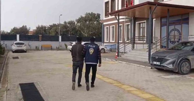 Samandağ’da hapis cezasıyla aranan 2 kişi yakalandı