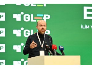 Bilal Erdoğan: "Dünya beşten büyüktür diyen bir liderimiz varken gelin bu çürümüş düzene muhalefet edelim"