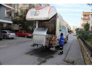 Akdeniz Belediyesinden konteynerlere kapsamlı temizlik çalışması