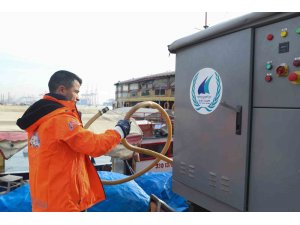 Mersin’de deniz kirliliğine geçit yok: 25 bin metreküp tekne atığı bertaraf edildi