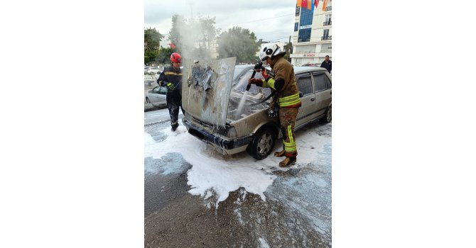 Dörtyol’da TOFAŞ alevlere teslim oldu