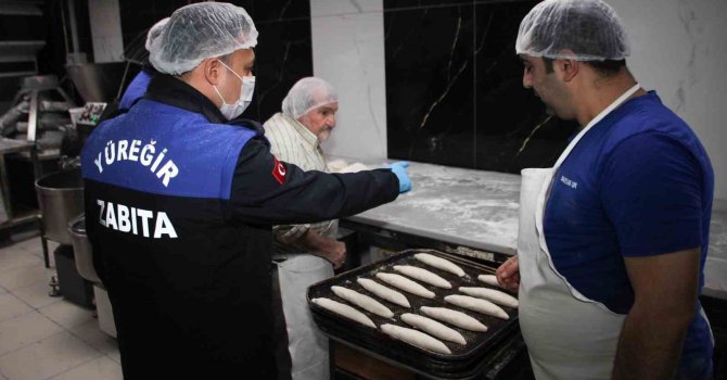 Yüreğir Belediyesi zabıta ekiplerinden fırınlara Ramazan denetimi
