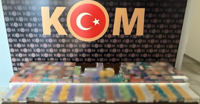 Antalya’da 1 haftada milyonlarca kaçak ürün ele geçirildi, 5 şahıs tutuklandı