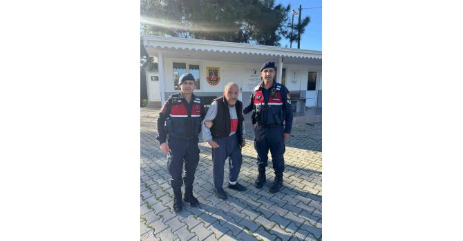 Kayıp alzaymır hastası yaşlı adam 1,5 kilometre uzakta bulundu