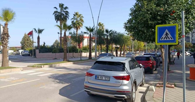 Yaya geçidinde çarpıp kaçtı: 17 aylık Mahmut bebek hayatını kaybetti