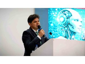 Mersin’de öğretmenlere branş bazlı yapay zeka eğitimi başladı