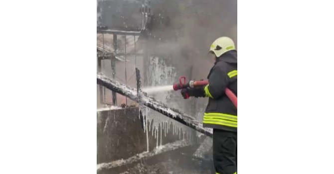 Kahramanmaraş’ta ahır yangını